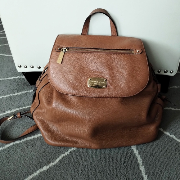 Michael Kors Pebbled Leather Back pack Bag - Picture 5 of 16